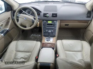 2011 Volvo XC90 I6 with VIN YV4952CZ2B1575421, listed as a Copart auction lot 46644195 with 210,761 mi miles and Salvage Title. Bid and sale history available at DreamBid. Image 8.