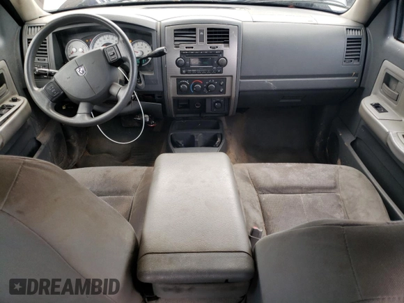 2006 Dodge Dakota SLT with VIN 1D7HW48K56S708147, listed as a Copart auction lot 88736805 with 235,292 mi miles and Clean Title. Bid and sale history available at carsss.com. Image 8.