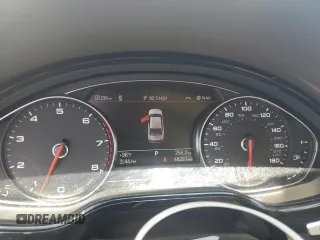 2015 Audi A8 3.0T z VIN WAU3GAFD9FN033886, wystawiony jako Copart lot #60137395 z przebiegiem 48 281 mil mil oraz Szkoda całkowita • Salvage title. Historia ofert i sprzedaży dostępna na DreamBid. Obrazek 9.