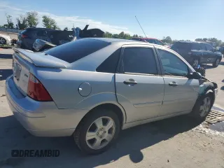2006 Ford Focus S with VIN 1FAFP34N26W139281, listed as a Copart auction lot 44380565 with 120,860 mi miles and Salvage Title. Bid and sale history available at carsss.com. Image 3.
