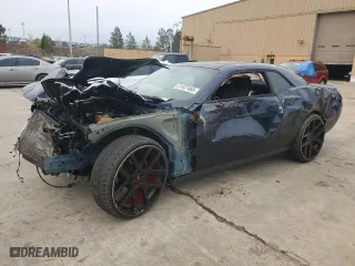 2015 Dodge Challenger R/T with VIN 2C3CDZAT7FH723853, listed as a Copart auction lot 51437465 with 0 mi miles and Salvage Title. Bid and sale history available at carsss.com. Image 1.