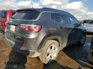 2019 Jeep Compass Latitude with VIN 3C4NJCBB3KT852044, listed as a Copart auction lot 46902925 with 49,085 mi miles and Salvage title. Bid and sale history available at DreamBid. Image 3.