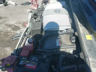 2016 Toyota Prius Three z VIN JTDKARFU1G3526019, wystawiony jako IAAI lot #43351310 z przebiegiem 100 375 mil mil oraz . Historia ofert i sprzedaży dostępna na DreamBid. Obrazek 19.