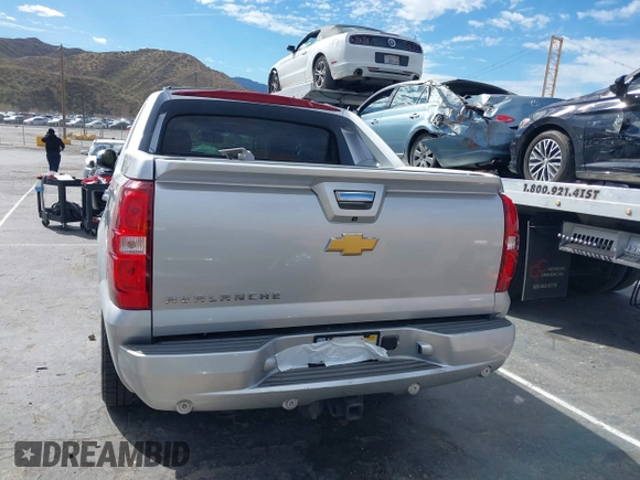 2013 Chevrolet Avalanche LT with VIN 3GNMCFE07DG379110, listed as a IAAI auction lot 41624639 with 142,871 mi miles and . Bid and sale history available at DreamBid. Image 16.