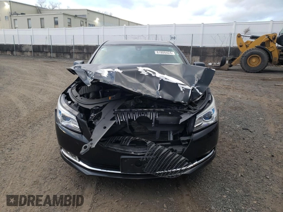 2014 Buick LaCrosse with VIN 1G4GA5GR3EF187439, listed as a Copart auction lot 81800424 with 100,745 mi miles and Salvage title. Bid and sale history available at DreamBid. Image 5.