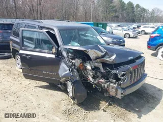 2014 Jeep Patriot Sport with VIN 1C4NJPBB5ED856436, listed as a IAAI auction lot 41784337 with 113,295 mi miles. Bid and sale history available at carsss.com. Image 6.