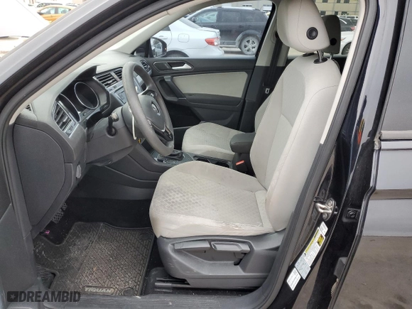 2018 Volkswagen Tiguan S with VIN 3VV1B7AX2JM121583, listed as a Copart auction lot 46051385 with 112,218 mi miles and Salvage Title. Bid and sale history available at carsss.com. Image 7.