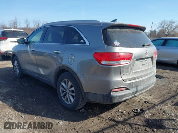 2016 Kia Sorento LX with VIN 5XYPGDA54GG065563, listed as a IAAI auction lot 41801533 with 126,557 mi miles. Bid and sale history available at carsss.com. Image 3.