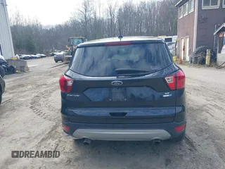 2019 Ford Escape SE with VIN 1FMCU9GD9KUA66116, listed as a IAAI auction lot 42070604 with 98,777 mi miles. Bid and sale history available at carsss.com. Image 16.