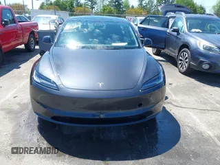 2024 Tesla Model 3 z VIN 5YJ3E1EA4RF735729, wystawiony jako IAAI lot #41964387 z przebiegiem Nie podano mil oraz . Historia ofert i sprzedaży dostępna na DreamBid. Obrazek 13.