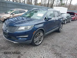 2015 Lincoln MKC z VIN 5LMTJ2AH4FUJ17746, wystawiony jako IAAI lot #42027746 z przebiegiem 111 240 mil mil oraz . Historia ofert i sprzedaży dostępna na DreamBid. Obrazek 17.