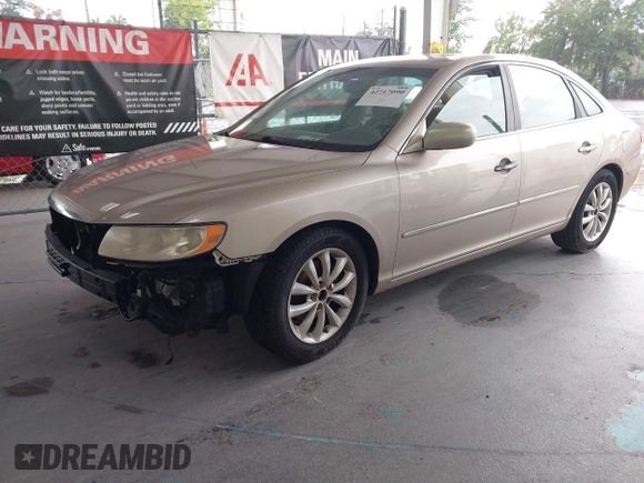 2007 Hyundai Azera SE with VIN KMHFC46F07A236118, listed as a IAAI auction lot 42717090 with 138,531 mi miles and . Bid and sale history available at DreamBid. Image 2.