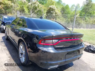 2022 Dodge Charger SXT with VIN 2C3CDXBG2NH243580, listed as a IAAI auction lot 41624754 with 38,002 mi miles and . Bid and sale history available at carsss.com. Image 3.