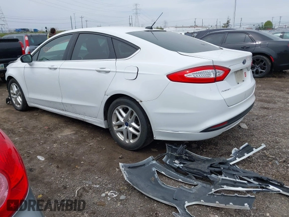 2016 Ford Fusion SE with VIN 1FA6P0H70G5105051, listed as a IAAI auction lot 42002630 with 178,851 mi miles. Bid and sale history available at carsss.com. Image 3.
