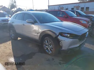 2024 Mazda CX-30 S Premium with VIN 3MVDMBDM9RM628162, listed as a IAAI auction lot 41262359 with 30,392 mi miles and . Bid and sale history available at DreamBid. Image 13.