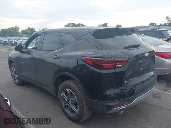 2025 Chevrolet Blazer LT with VIN 3GNKBHR43SS184196, listed as a IAAI auction lot 42223399 with 3,656 mi miles and . Bid and sale history available at DreamBid. Image 14.