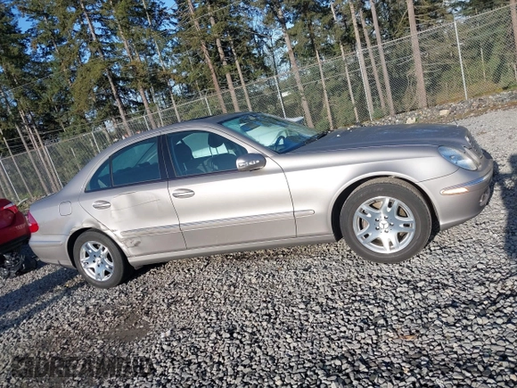 2006 Mercedes-Benz E-Class 3.5L with VIN WDBUF56J36A765623, listed as a IAAI auction lot 41903359 with 46,856 mi miles. Bid and sale history available at carsss.com. Image 13.
