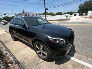 2019 Mercedes-Benz GLC 300 z VIN WDC0G4JBXKV139183, wystawiony jako Copart lot #62081645 z przebiegiem 55 145 mil mil oraz Szkoda całkowita • Salvage title. Historia ofert i sprzedaży dostępna na DreamBid. Obrazek 1.