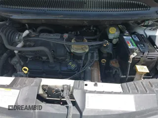 2005 Dodge Caravan SXT с VIN 2D4GP44L85R476597, выставлен на аукционе IAAI как лот 42667976 с пробегом 121 903 миль миль и . История ставок и продаж доступна на DreamBid. Изображение 10.