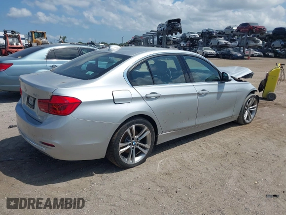 2016 BMW 3 Series 328i z VIN WBA8E9C56GK646297, wystawiony jako IAAI lot #42295893 z przebiegiem 80 134 mil mil oraz . Historia ofert i sprzedaży dostępna na DreamBid. Obrazek 4.