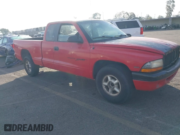 1998 Dodge Dakota with VIN 1B7FL22P5WS569446, listed as a IAAI auction lot 40906924 with 225,507 mi miles. Bid and sale history available at carsss.com. Image 1.
