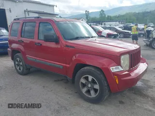 2008 Jeep Liberty Sport with VIN 1J8GN28K78W147239, listed as a IAAI auction lot 42184293 with 182,736 mi miles. Bid and sale history available at carsss.com. Image 1.