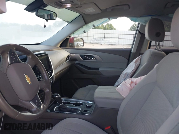 2020 Chevrolet Traverse LT Cloth with VIN 1GNERGKW5LJ135311, listed as a IAAI auction lot 42638602 with 106,860 mi miles and . Bid and sale history available at DreamBid. Image 5.