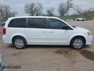 2016 Dodge Grand Caravan SE with VIN 2C4RDGBG2GR345657, listed as a IAAI auction lot 42104710 with 81,916 mi miles. Bid and sale history available at carsss.com. Image 14.