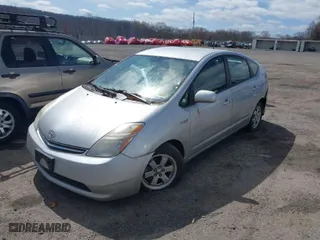 2008 Toyota Prius with VIN JTDKB20UX83363112, listed as a IAAI auction lot 41942967 with 182,294 mi miles. Bid and sale history available at carsss.com. Image 2.
