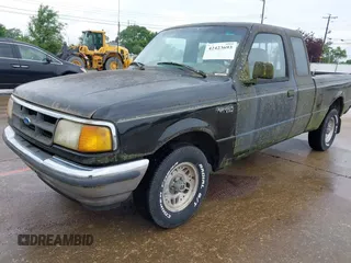 1994 Ford Ranger Splash z VIN 1FTCR14X2RPA04247, wystawiony jako IAAI lot #42423693 z przebiegiem 67 095 mil mil oraz . Historia ofert i sprzedaży dostępna na DreamBid. Obrazek 2.