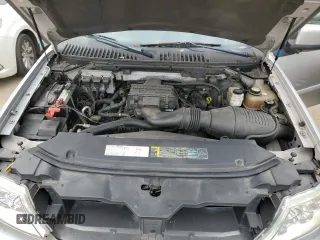 2006 Lincoln Navigator Luxury with VIN 5LMFU28596LJ14279, listed as a Copart auction lot 75733104 with 171,803 mi miles and Non Repairable. Bid and sale history available at carsss.com. Image 12.