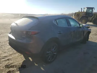 2020 Mazda 3 with VIN JM1BPBLM3L1159687, listed as a Copart auction lot 88937235 with 47,748 mi miles and Clean title. Bid and sale history available at DreamBid. Image 3.