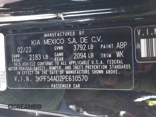 2023 Kia Forte GT-Line z VIN 3KPF54AD2PE610570, wystawiony jako IAAI lot #41744796 z przebiegiem 32 700 mil mil oraz . Historia ofert i sprzedaży dostępna na DreamBid. Obrazek 9.