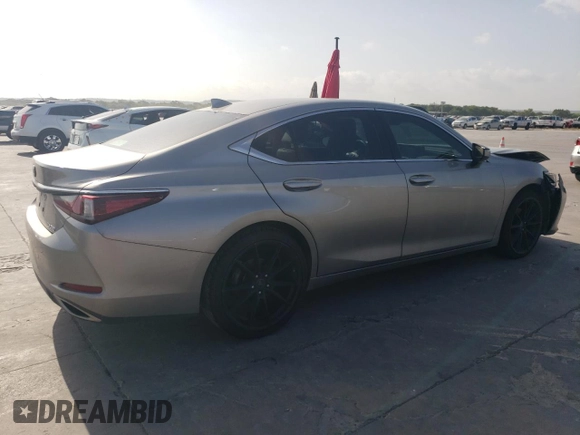 2020 Lexus ES 350 Ultra Luxury with VIN 58ACZ1B13LU076523, listed as a Copart auction lot 64721894 with 50,097 mi miles and Clean title. Bid and sale history available at DreamBid. Image 3.