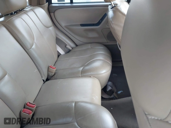2000 Jeep Grand Cherokee Laredo with VIN 1J4G248S0YC351033, listed as a IAAI auction lot 42165830 with 145,351 mi miles and . Bid and sale history available at DreamBid. Image 8.