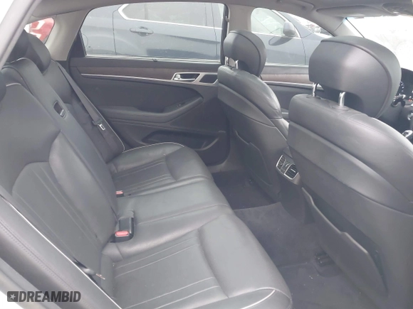 2015 Hyundai Genesis 5.0L with VIN KMHGN4JF8FU073687, listed as a IAAI auction lot 41118050 with 125,296 mi miles. Bid and sale history available at carsss.com. Image 8.