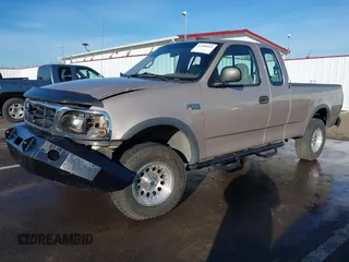 1997 Ford F-150 XL with VIN 1FTDX18W7VKB72498, listed as a IAAI auction lot 41390245 with 55,945 mi miles. Bid and sale history available at carsss.com. Image 2.