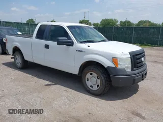 2009 Ford F-150 XLT with VIN 1FTRX12V49KC06070, listed as a IAAI auction lot 42286351 with 239,078 mi miles and . Bid and sale history available at DreamBid. Image 1.