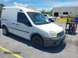 2013 Ford Transit Connect XL z VIN NM0LS7AN3DT139213, wystawiony jako IAAI lot #42482278 z przebiegiem 108 233 mil mil oraz . Historia ofert i sprzedaży dostępna na DreamBid. Obrazek 1.