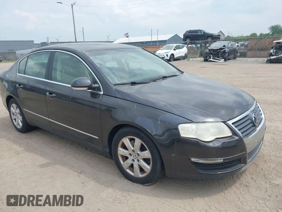2006 Volkswagen Passat Value Edition z VIN WVWAK73C36P093366, wystawiony jako IAAI lot #42425785 z przebiegiem 53 125 mil mil oraz . Historia ofert i sprzedaży dostępna na DreamBid. Obrazek 1.