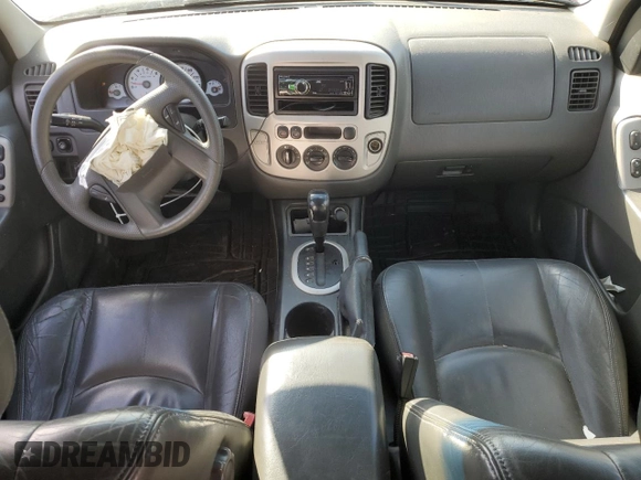 2005 Ford Escape XLT with VIN 1FMYU93165KC92227, listed as a Copart auction lot 51935855 with 190,861 mi miles and Salvage Title. Bid and sale history available at carsss.com. Image 8.