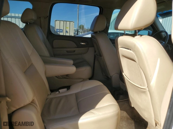 2009 Chevrolet Suburban LT w/2LT with VIN 1GNFC26J89R301726, listed as a Copart auction lot 73559004 with 188,380 mi miles and Salvage Title. Bid and sale history available at carsss.com. Image 11.