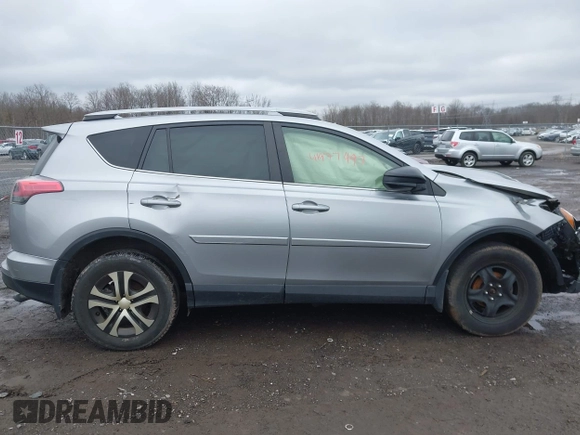 2018 Toyota RAV4 LE z VIN JTMBFREV6JJ236518, wystawiony jako IAAI lot #41977497 z przebiegiem 55 816 mil mil oraz . Historia ofert i sprzedaży dostępna na DreamBid. Obrazek 13.