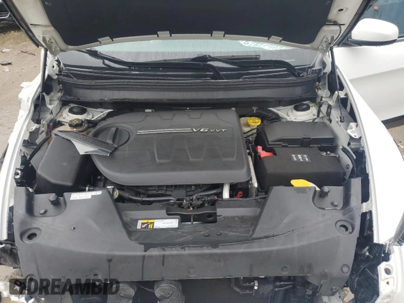 2015 Jeep Cherokee Latitude z VIN 1C4PJMCS3FW625935, wystawiony jako Copart lot #57577905 z przebiegiem 149 317 mil mil oraz Nie do naprawy • Non repairable. Historia ofert i sprzedaży dostępna na DreamBid. Obrazek 11.