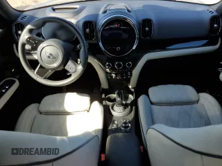 2024 MINI Countryman Cooper S with VIN WMZ83BR06R3R36175, listed as a Copart auction lot 89084285 with 0 mi miles and Salvage Title. Bid and sale history available at carsss.com. Image 8.