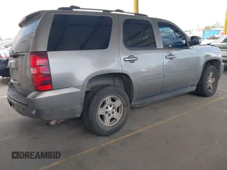 2007 Chevrolet Tahoe LS with VIN 1GNFC13C97R278535, listed as a IAAI auction lot 42008667 with 175,671 mi miles and . Bid and sale history available at DreamBid. Image 4.
