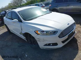 2016 Ford Fusion SE with VIN 3FA6P0HD3GR264021, listed as a IAAI auction lot 41984153 with 123,244 mi miles. Bid and sale history available at carsss.com. Image 1.