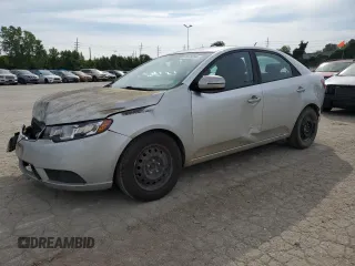 2012 Kia Forte EX with VIN KNAFU4A26C5596404, listed as a Copart auction lot 61070394 with 206,387 mi miles and Salvage Title. Bid and sale history available at carsss.com. Image 1.