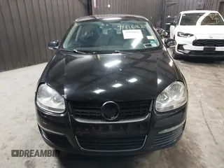 2010 Volkswagen Jetta SE z VIN 3VWRZ7AJ3AM157188, wystawiony jako IAAI lot #41816829 z przebiegiem 188 180 mil mil oraz . Historia ofert i sprzedaży dostępna na DreamBid. Obrazek 12.