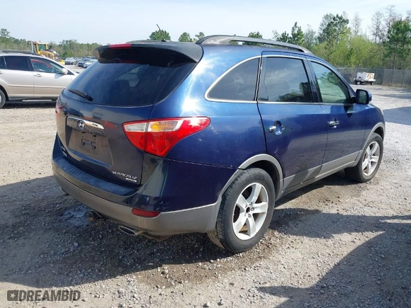 2008 Hyundai Veracruz GLS with VIN KM8NU13C68U066431, listed as a IAAI auction lot 41890957 with 225,244 mi miles. Bid and sale history available at carsss.com. Image 4.